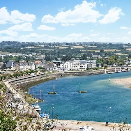 Feriehus Stunning In *