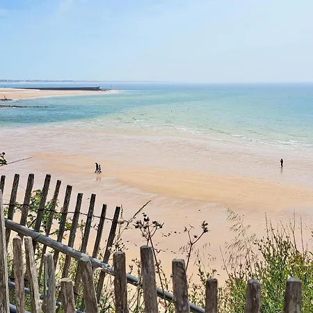 Feriehus Stunning In