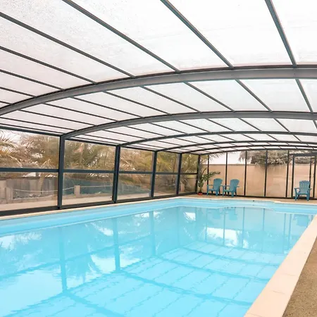 Luxurious In L'Etang-Bertrand
