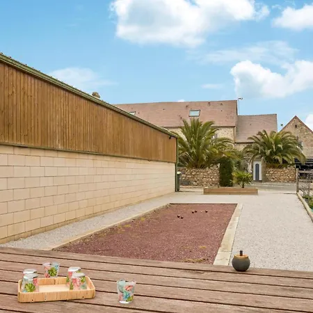 Beautiful Home In L'Etang-Bertrand
