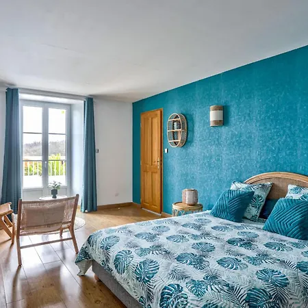 Beautiful Home In L'Etang-Bertrand * L'Etang-Bertrand