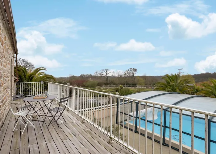 Stunning In L'Etang-Bertrand